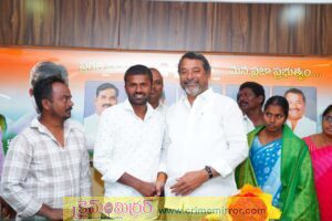 *గ్రామ ప్రజల నమ్మకాన్ని వమ్ము చెయ్యకండి...అభివృద్ధి పై దృష్టి సారించండి*