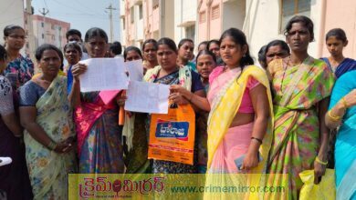 సర్దార్ నగర్ లో డబుల్ బెడ్రూం ఇళ్ల వద్ద ఆందోళన..!