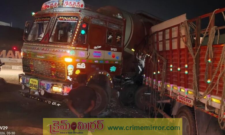 మిర్యాలగూడలో ఘోర రోడ్డు ప్రమాదం.. ముగ్గురు కూలీలు మృతి