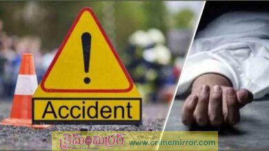 చెట్టును ఢీ కొట్టిన బైక్..ఇద్దరు అక్కడికక్కడే మృతి...!